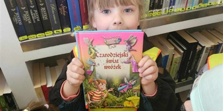 Powiększ grafikę: dzien-bibliotekarza-527610.jpg