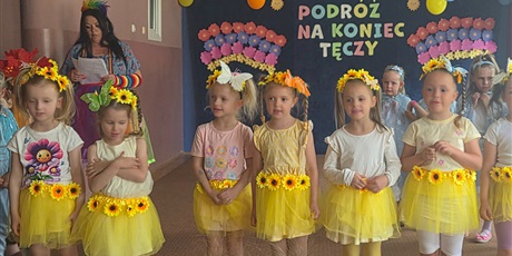 Powiększ grafikę: podroz-na-koniec-teczy-707326.jpg