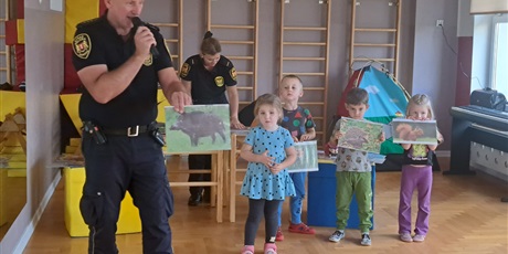 Powiększ grafikę: SPOTKANIE ZE STRAŻNIKAMI MIEJSKIMI