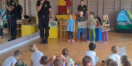 Powiększ grafikę: SPOTKANIE ZE STRAŻNIKAMI MIEJSKIMI
