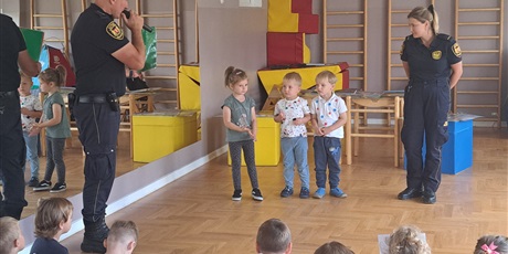 Powiększ grafikę: SPOTKANIE ZE STRAŻNIKAMI MIEJSKIMI