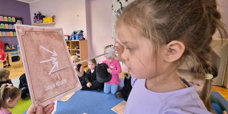 Powiększ grafikę: ANDRZEJKOWE WRÓŻBY