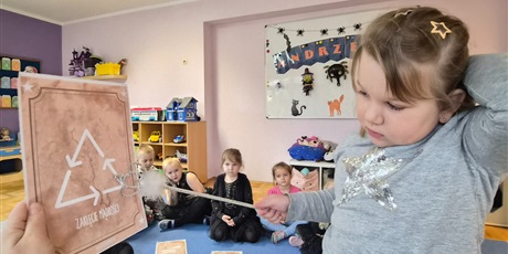 Powiększ grafikę: ANDRZEJKOWE WRÓŻBY