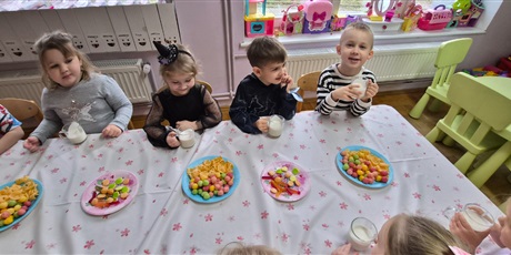 Powiększ grafikę: ANDRZEJKOWE WRÓŻBY