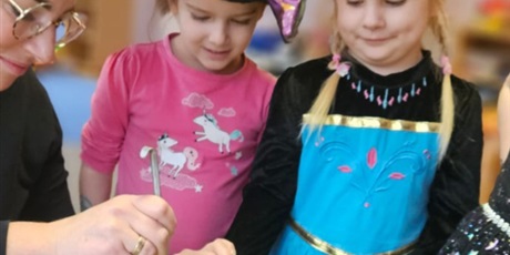 Powiększ grafikę: ANDRZEJKOWE WRÓŻBY