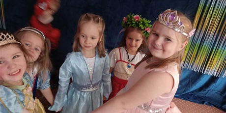 Powiększ grafikę: BAL KARNAWAŁOWY