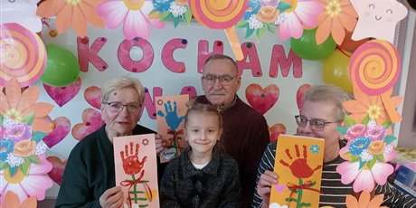 Powiększ grafikę: DZIEŃ BABCI I DZIADKA