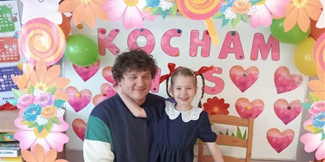 Powiększ grafikę: DZIEŃ BABCI I DZIADKA