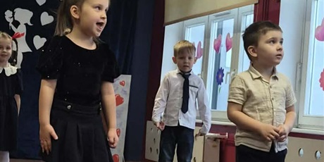 Powiększ grafikę: DZIEŃ BABCI I DZIADKA