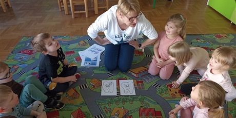 Powiększ grafikę: DZIEŃ DENTYSTY