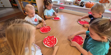 Powiększ grafikę: DZIEŃ JABŁKA