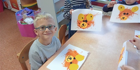 Powiększ grafikę: DZIEŃ PLUSZOWEGO MISIA