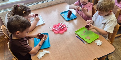 Powiększ grafikę: DZIEŃ PLUSZOWEGO MISIA