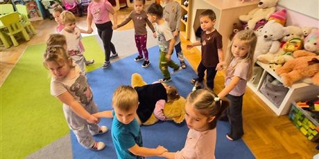 Powiększ grafikę: DZIEŃ PLUSZOWEGO MISIA