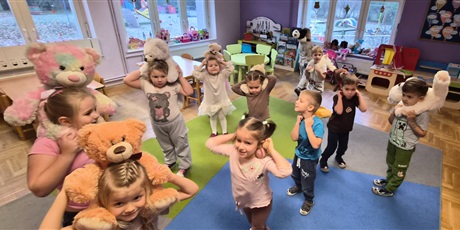 Powiększ grafikę: DZIEŃ PLUSZOWEGO MISIA