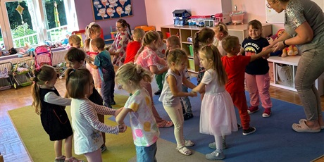 Powiększ grafikę: DZIEŃ PRZEDSZKOLAKA