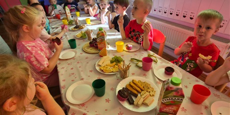 Powiększ grafikę: DZIEŃ PRZEDSZKOLAKA