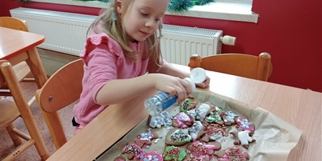 Powiększ grafikę: PIECZENIE PIERNICZKÓW