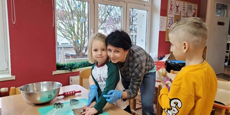 Powiększ grafikę: PIECZENIE PIERNICZKÓW