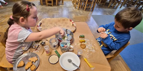 Powiększ grafikę: PIECZENIE PIERNICZKÓW