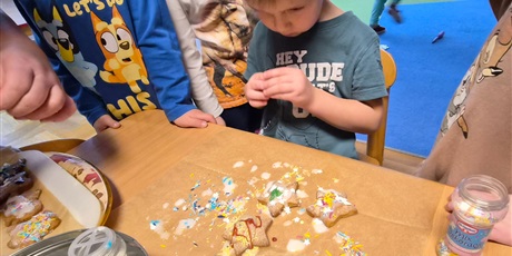 Powiększ grafikę: PIECZENIE PIERNICZKÓW