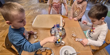 Powiększ grafikę: PIECZENIE PIERNICZKÓW