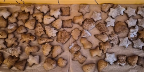 Powiększ grafikę: PIECZENIE PIERNICZKÓW