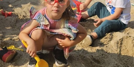 Powiększ grafikę: Pierwsze dni Biedronek w przedszkolu